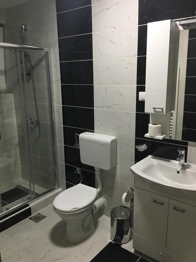 Bed And Breakfast Divanhana Novi Pazar Exterior foto